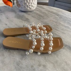 Summer Pearl Flats